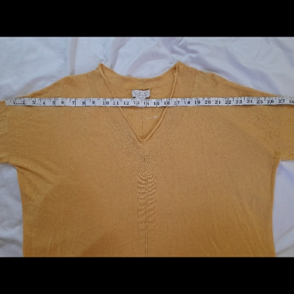 ● Rachel Zoe | Linen Blend Tunic Top - Picture 5 of 13